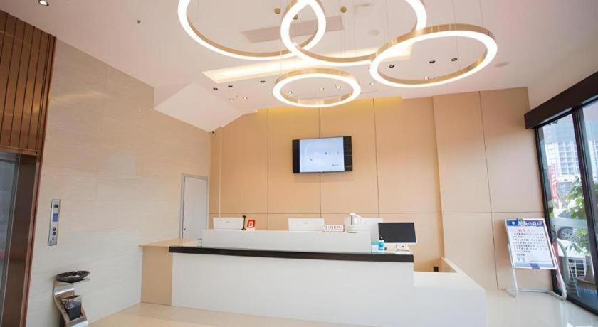 City Comfort Inn Luzhou Jiangyang District Wancheng International Εξωτερικό φωτογραφία