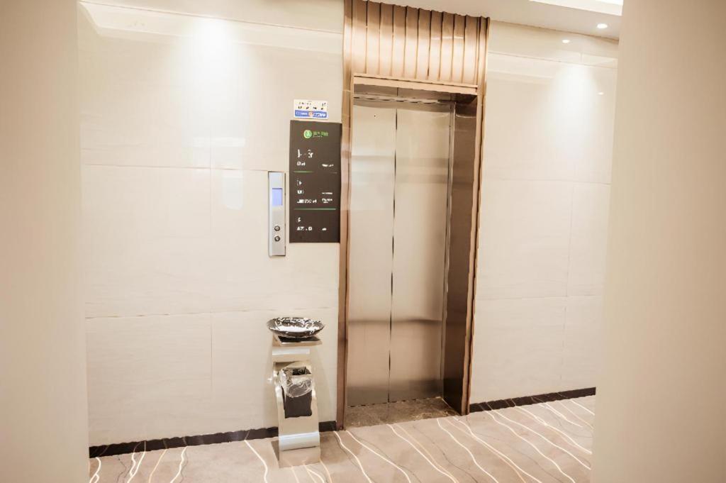 City Comfort Inn Luzhou Jiangyang District Wancheng International Εξωτερικό φωτογραφία
